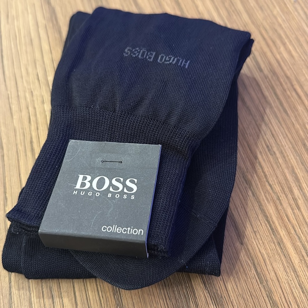 WHUGO BOSS Men’s Long Dress Socks NEW With Tag NWT Black